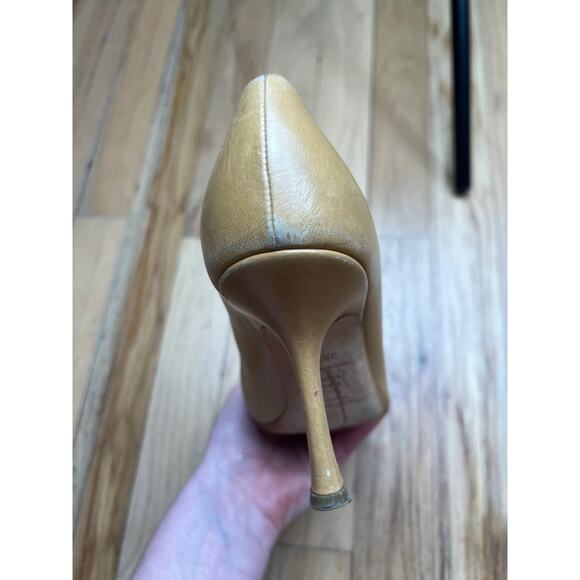 Jimmy Choo Women's 38.5 US 8.5 Camel Tan Heels Pumps Pointed Toe FLAWS - Picture 9 of 15